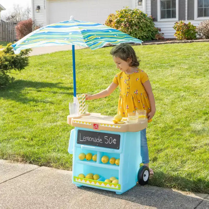 Tavolo da gioco stand di limonata per bambini