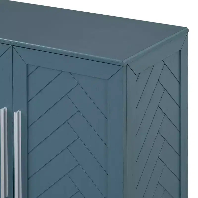 Credenza a 4 ante con ripiani regolabili
