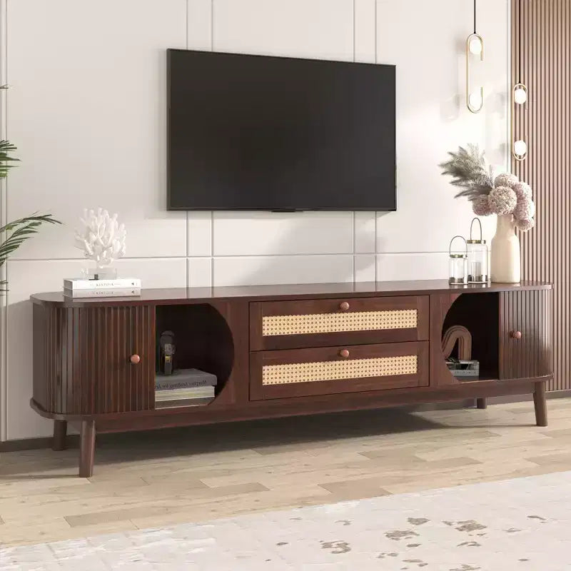Mobile TV in rattan per TV fino a 75 pollici, mobile TV in legno con 2 cassetti e gambe in legno massello, legno naturale e marrone