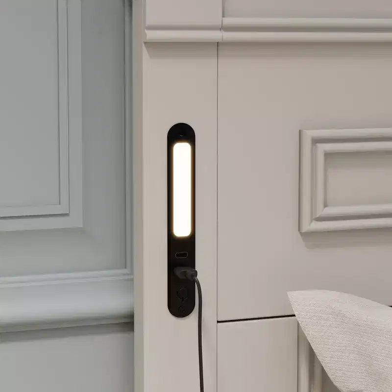 Struttura Letto Rustica con Testiera Alta a Pannelli, Cassetti Contenitore e Luci a LED (Queen/King)