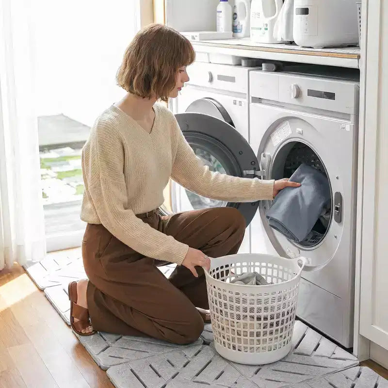 Divano sezionale modulare convertibile a 4 posti con contenitore