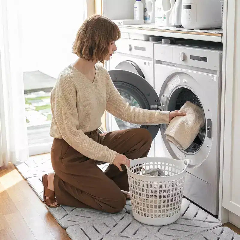 Divano sezionale modulare convertibile a 4 posti con contenitore