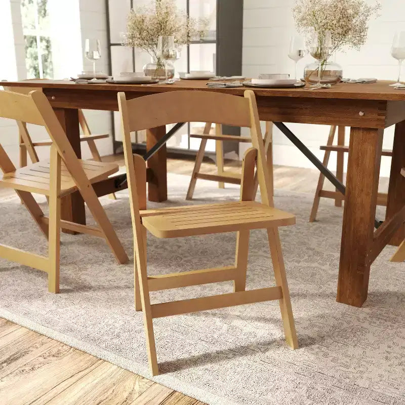 Set di 2 sedie da pranzo Merrick Lane in legno massello con design pieghevole e finitura elegante