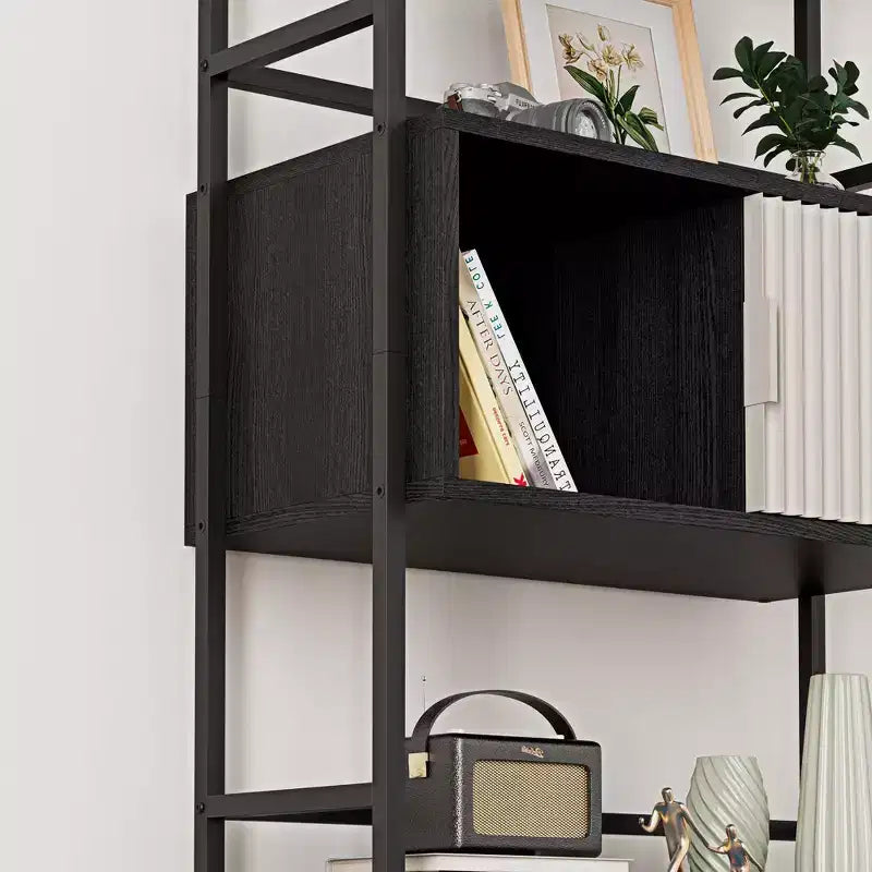 Libreria a 3 ripiani con struttura in metallo e mensole in legno