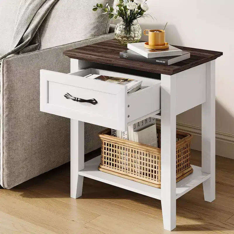 Comodino con cassetto e ripiano portaoggetti, Bianco